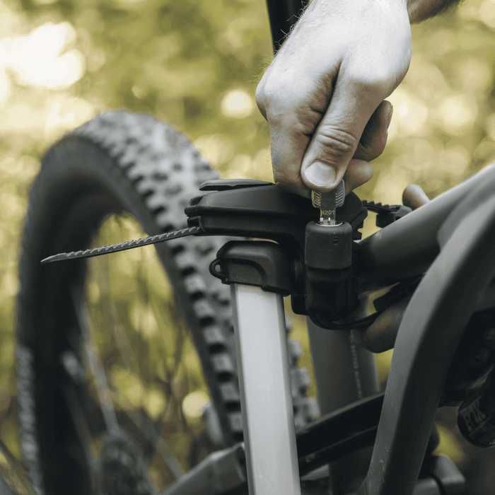 Suport biciclete Thule Epos 3 cu prindere pe carligul de remorcare
