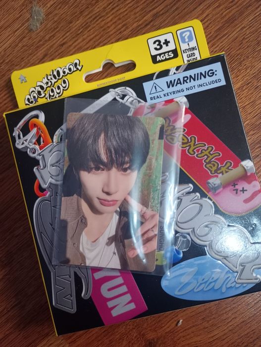 Albume kpop (stray kids, boynextdoor, tws, illit, xikers)