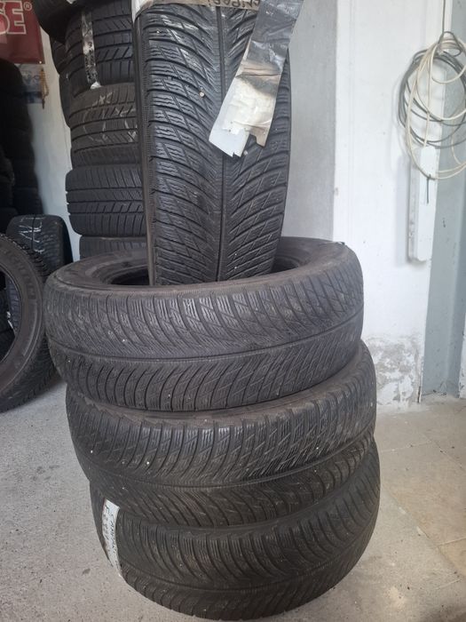 235 60 17 Michelin  дот 5119 4броя цената е за 1бр