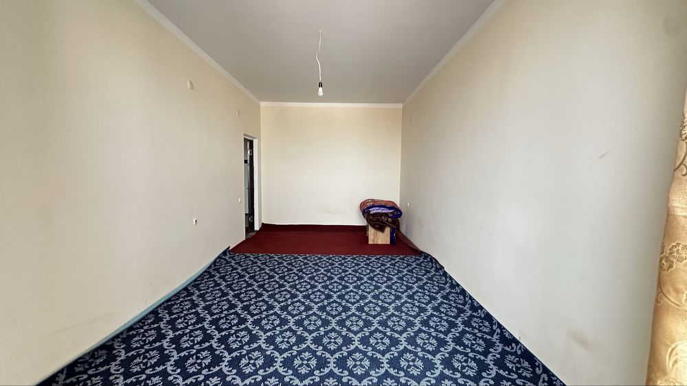 Срочно Поодаётся 2х комнатная квартира Вокзал Караван магазин 48 кв