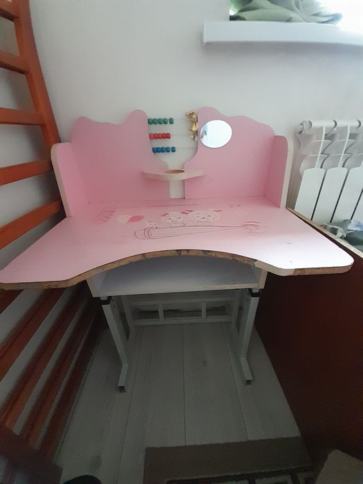 Парта дет ск и й