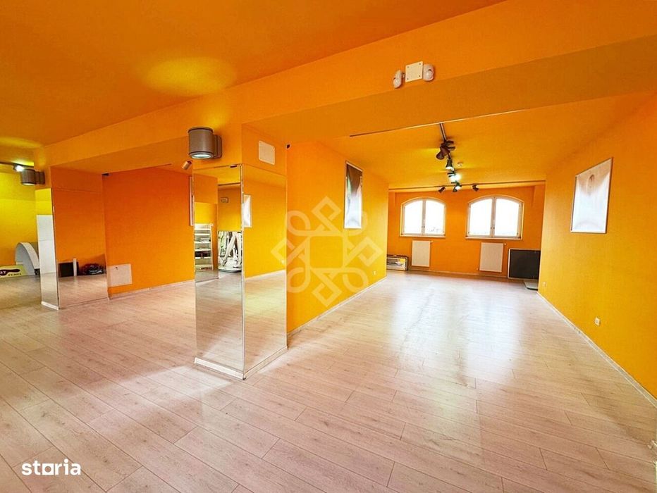 Spatiu comercial 200mp de inchiriat zona Oncea Etaj II