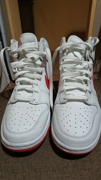 Nike Dunk High Retro