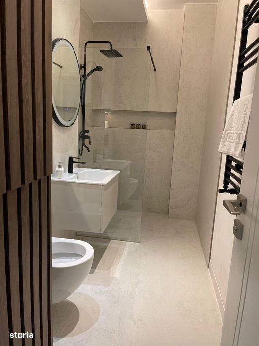 Apartament nou cu 3 camere în Mamaia cu vedere frontala la lac