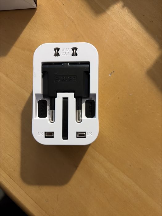 Adaptor priza
