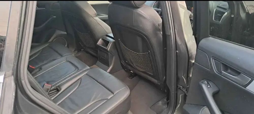 Dezmembrez Audi Q5 Sline 2.0 4x4 177 cp 2011