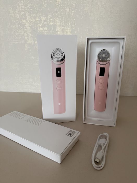 Medicube AGE-R Booster Pro или Medicube ATS Air Shot