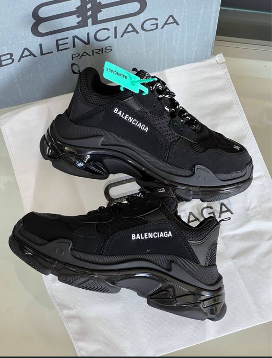 Balenciaga Triple S - Noi 43!