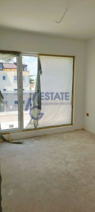 Продава се Тристаен апартамент в Созопол - 81 кв.м за 1201 €/кв.м - Снимка #8