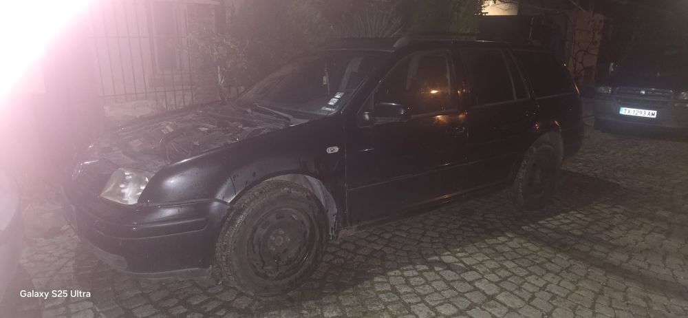 VW Bora 2.3 Vr5 150кс комби На части