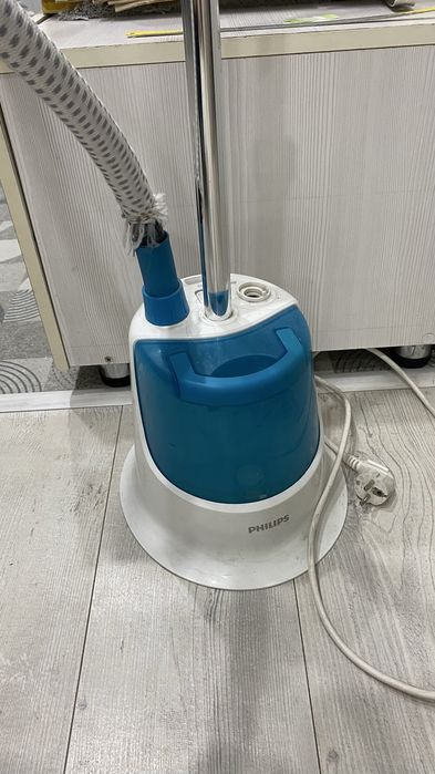 Продам отпариватель Philips