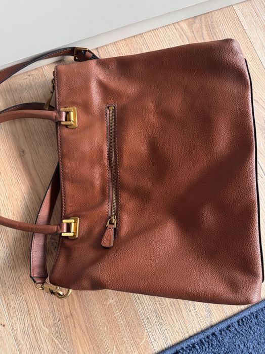 Дамска чанта Guess