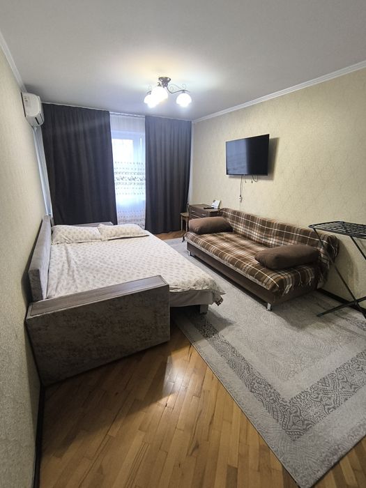 Сдам квартиру посуточно 1 к,8 мкр