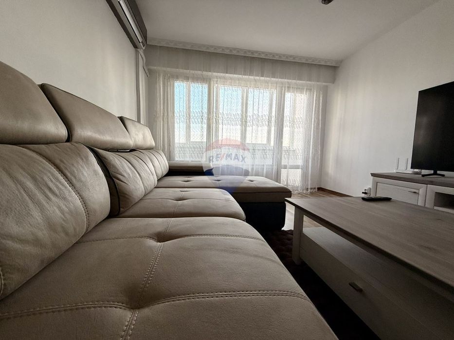 Продава се Тристаен апартамент в Варна, Цветен квартал - 80 кв.м за 1403 €/кв.м - Снимка #3