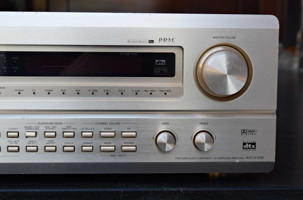 Amplificator 7.1 Denon AVC-A 10 SE, Receiver