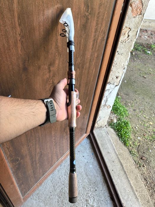 Въдица за плувка спининг