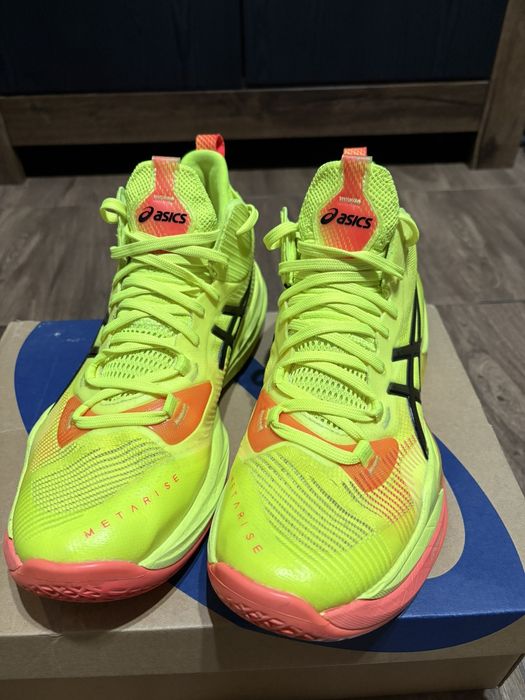 Маратонки Asics 42.5