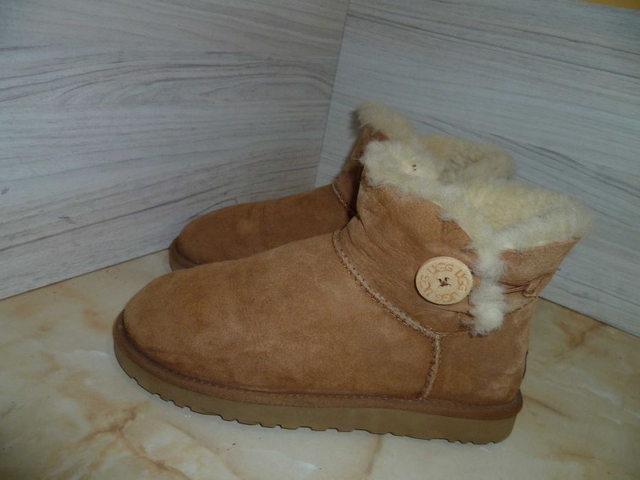 UGG оригинални ботуши №39
