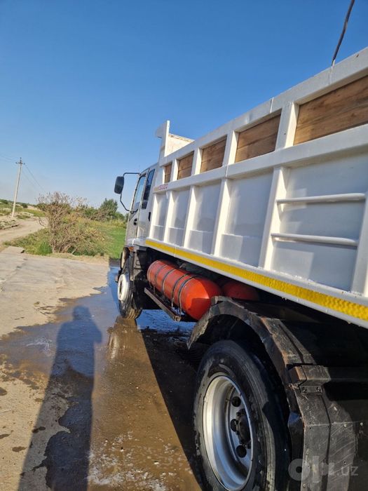 Isuzu 2015 Radnoy