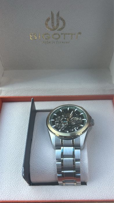 Часы механический