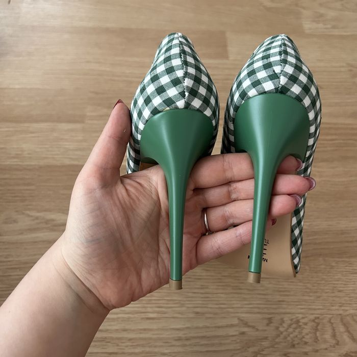 Pantofi stiletto cu toc