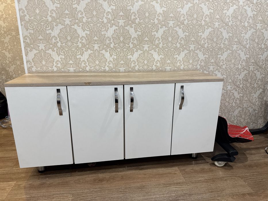 Тумба под телевизор