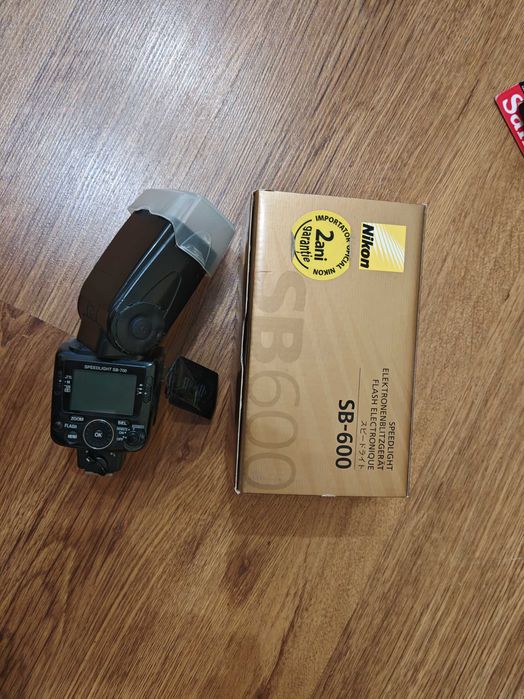 Blitz Yongnuo YN685 - TTL pentru Nikon