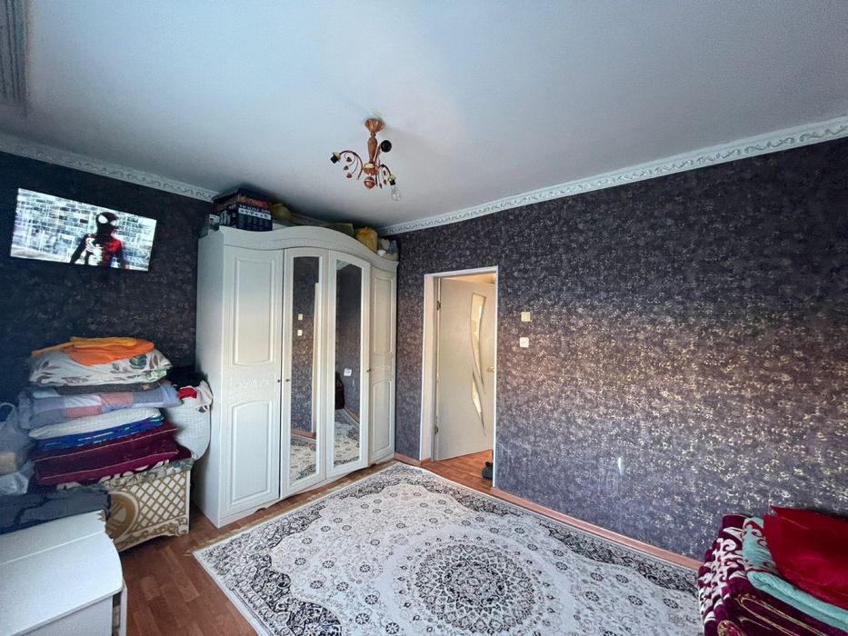 Болшой дом пос Белес