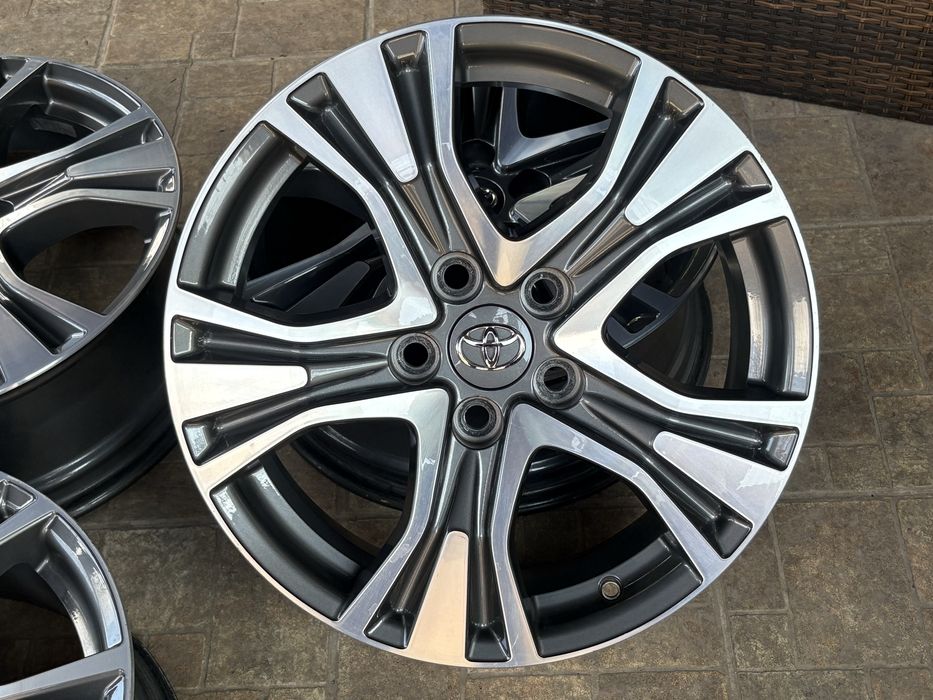 Оригинални джанти Toyota RAV 4 / Тойота 17" 5х114.3