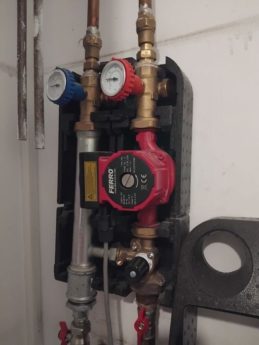 Kit pompare pardoseala sau panouri solare