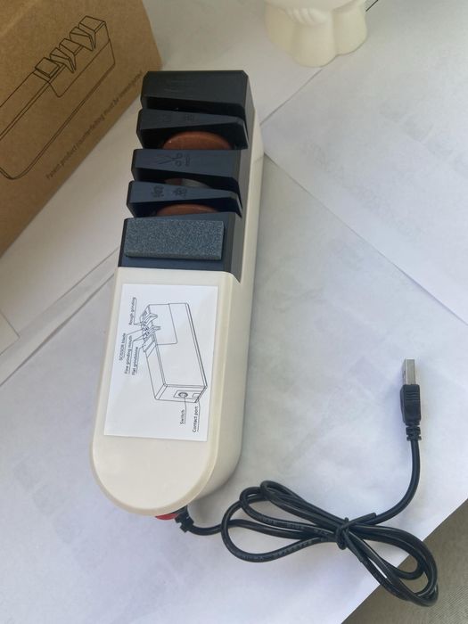 Електрическо Точило За Ножове / Ножици и други