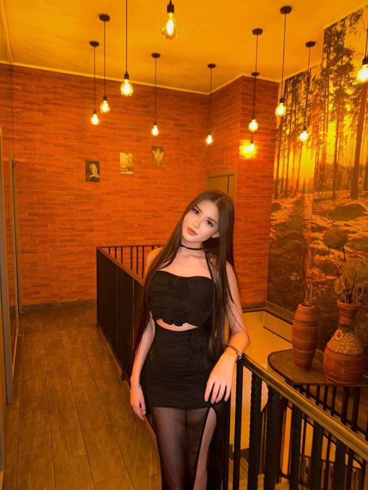 платье черный элегантный