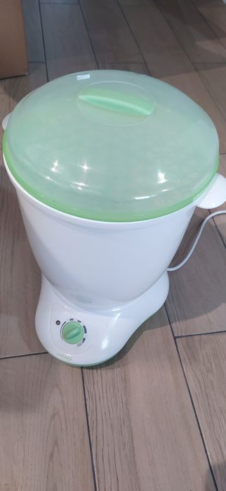 Vând sterilizator biberoane, suzete, castroane etc