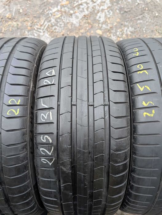 SET 4 Anvelope Vara 225/35 R20 + 255/30 R20 PIRELLI P Zero - Runflat