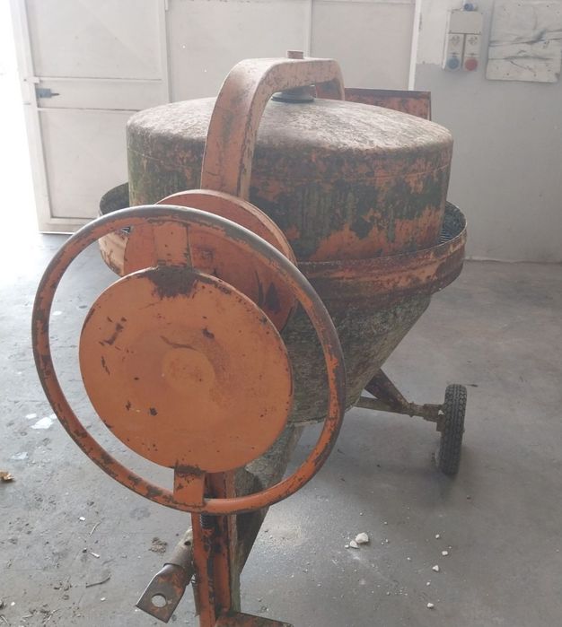 Betoniera 300litri