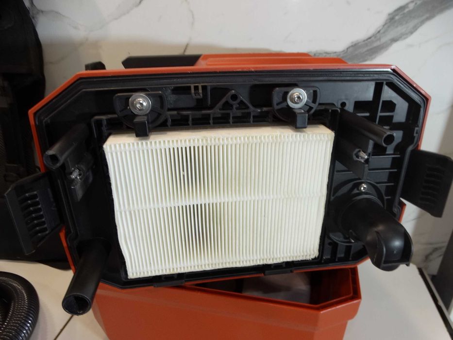 Hilti VC 4LX - 22 / Nuron - Мобилна прахосмукачка + раница