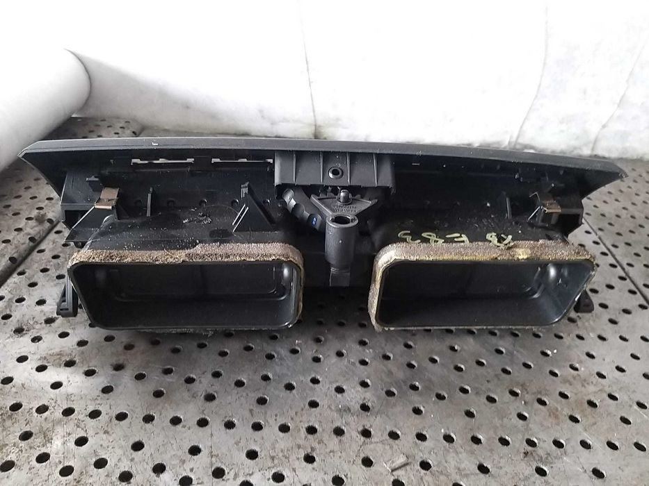 Grile ventilatie bord centrale buton avarii bmw x3 e83 3400074