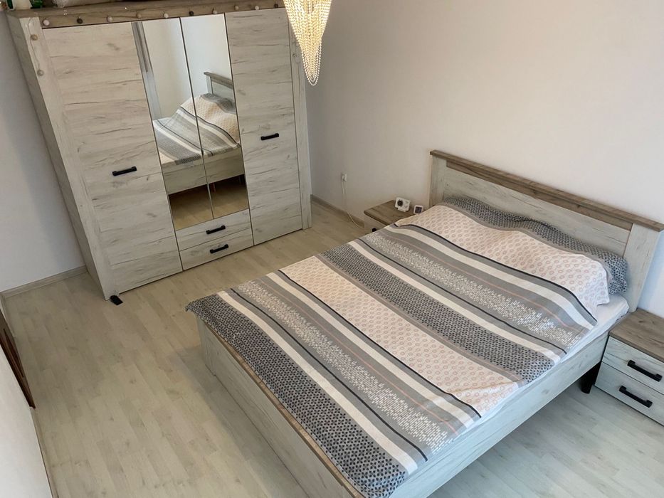 Închiriez Garsoniera Nicolae Labis Tractorul 43mp balcon