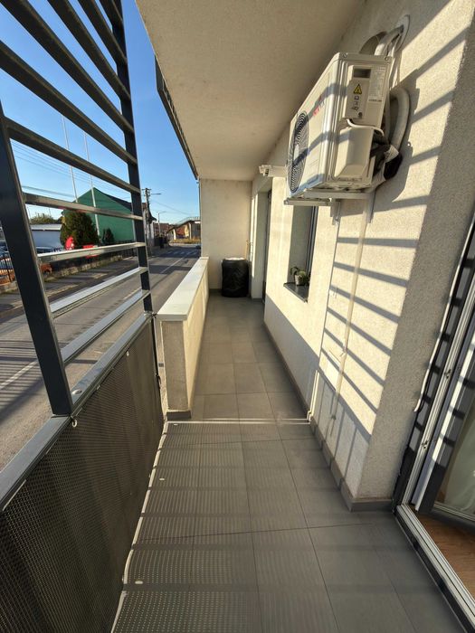 PROPRIETAR   Vând apartament 3 camere