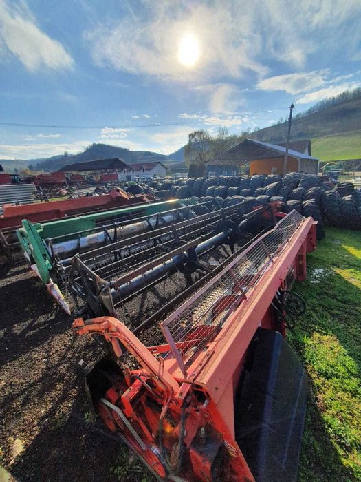 Dezmembram echioamente  de paioase Case Ih,Claas,Laverda