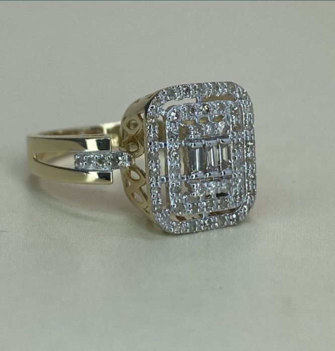 Бриллиантовое кольцо