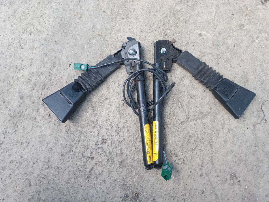 Закопчлка, пиропатрон колан Опел Мерива А, Астра Н, Зафира Б