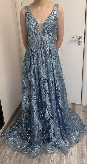 Дълга официална рокля