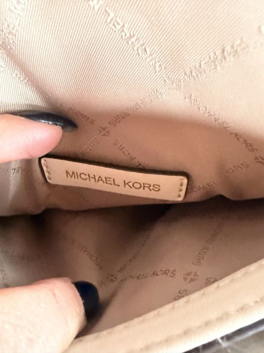 Чанта Michael Kors чисто нова