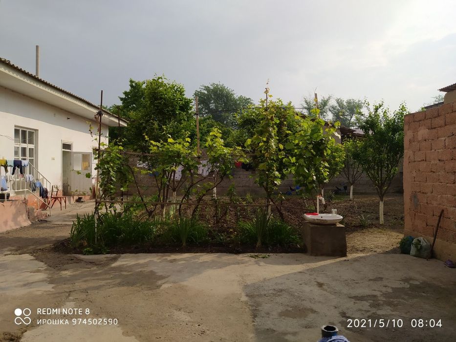 Уй сотилади кадастри бор,янги махалла асфалт килинган свет,газ,сув бор