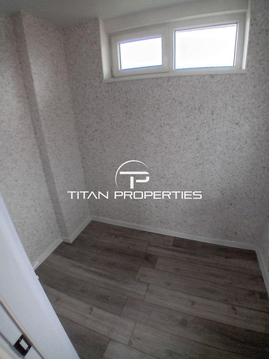 Двуетажна Къща, за продажба, кв. Сарафово