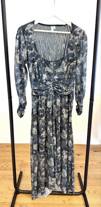 &Other stories флорална рокля