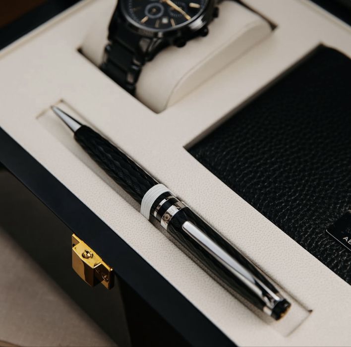 Часы от Abyroywatch