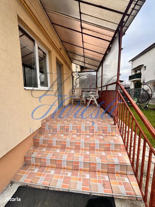 Triplex 100 mp, zona Avram Iancu, Floresti