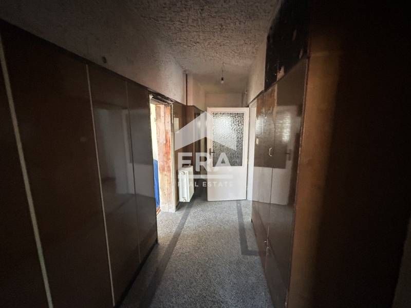 Етаж от къща в кв.,,Хисаря ,,